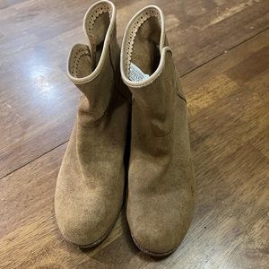 UGG Darling 1004367 Women's Chestnut Suede Ankle Booties Slip On